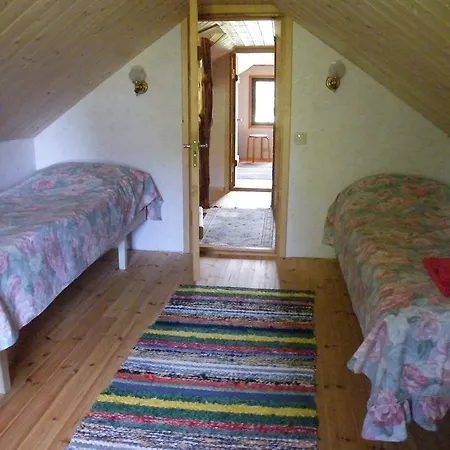 Prázdninový dům Haikaranpesa Rolli Puhkemaja Orissaare